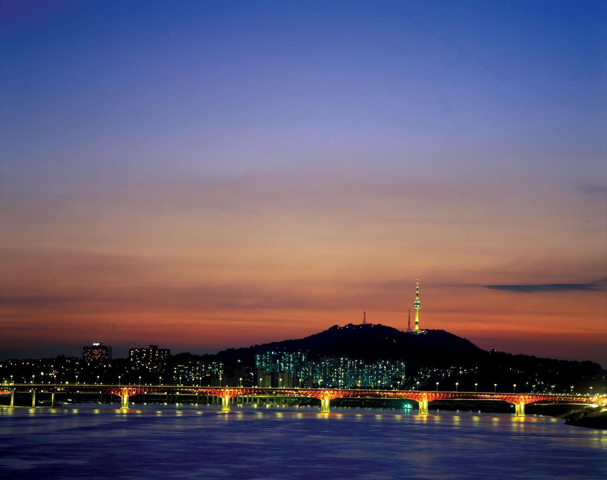 Park Avenue Vandrarhem Seoul Exteriör bild